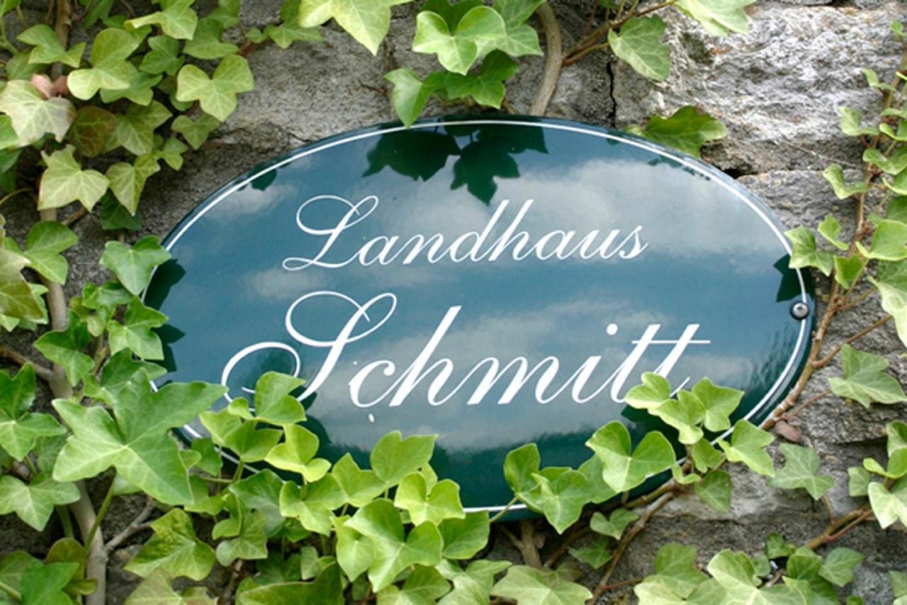 Landhaus Schmitt Apartment Sommerach Exterior photo